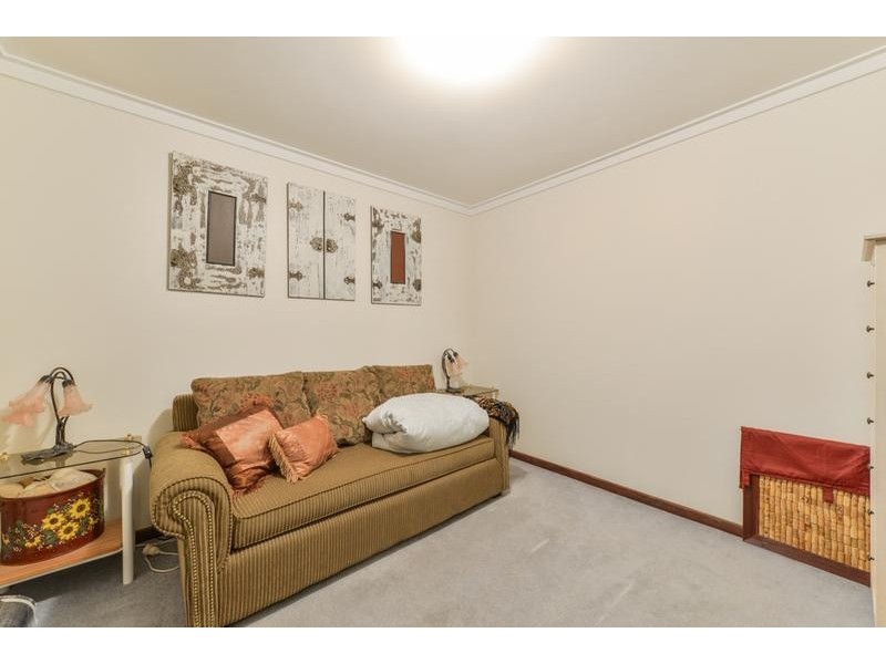 42 Kenneth Road, High Wycombe WA 6057