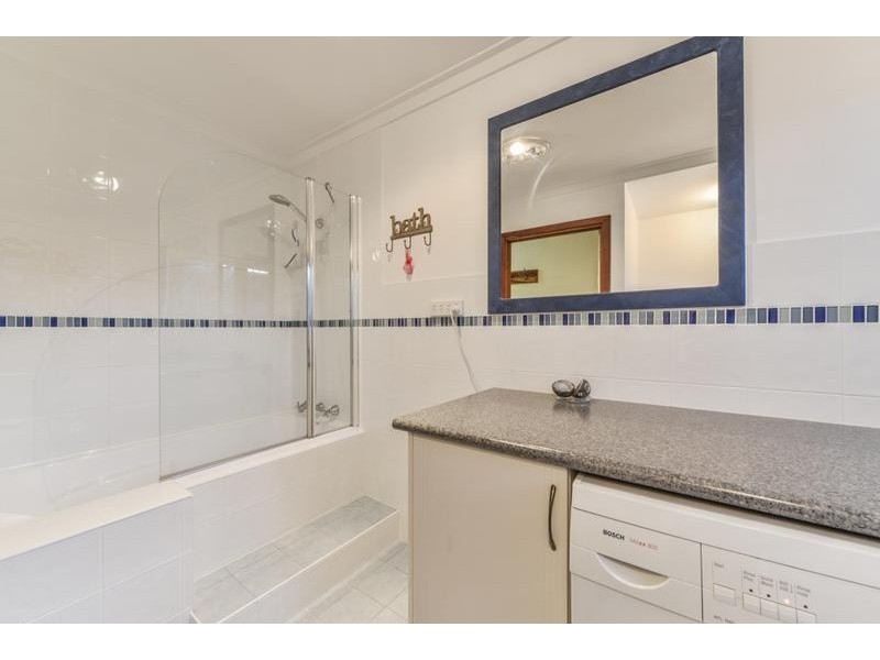 42 Kenneth Road, High Wycombe WA 6057