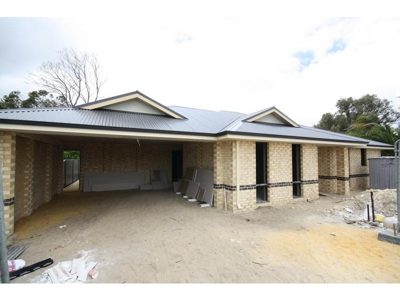 6d Lacey Street, Beckenham WA 6107