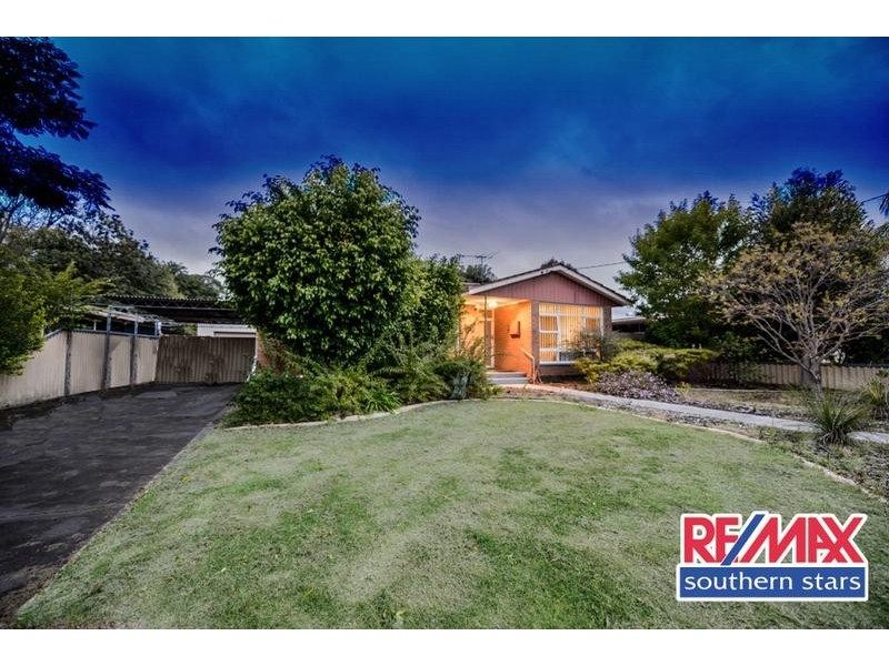 13 Kenmare Avenue, Thornlie WA 6108