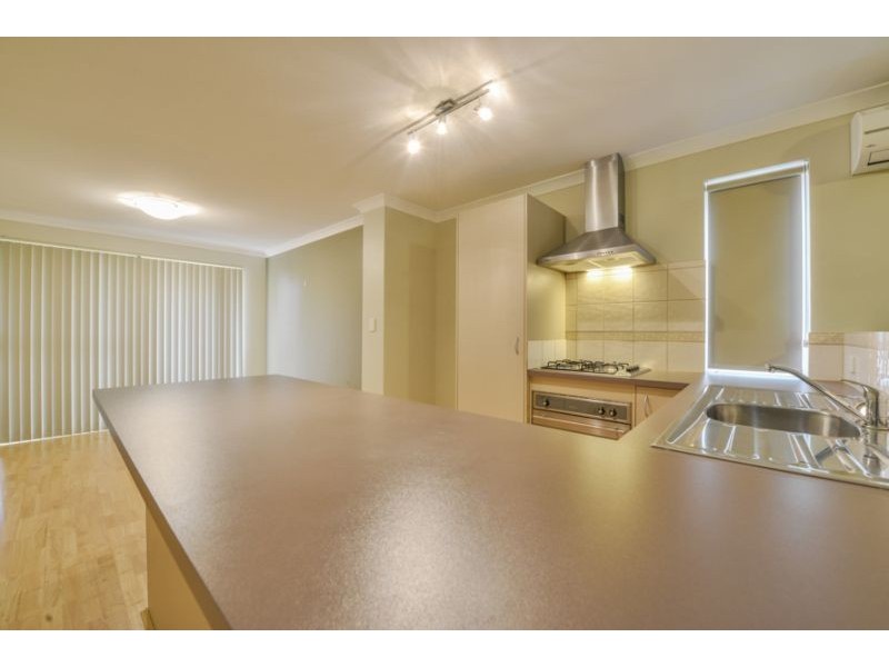 20a Devonshire Terrace, Armadale WA 6112