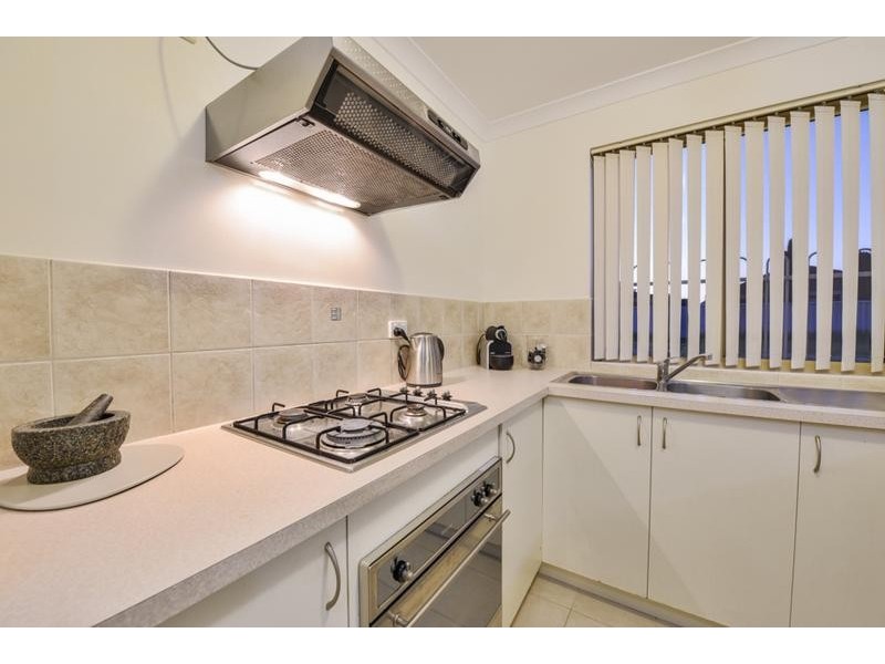 6/128 Wharf Street, Cannington WA 6107