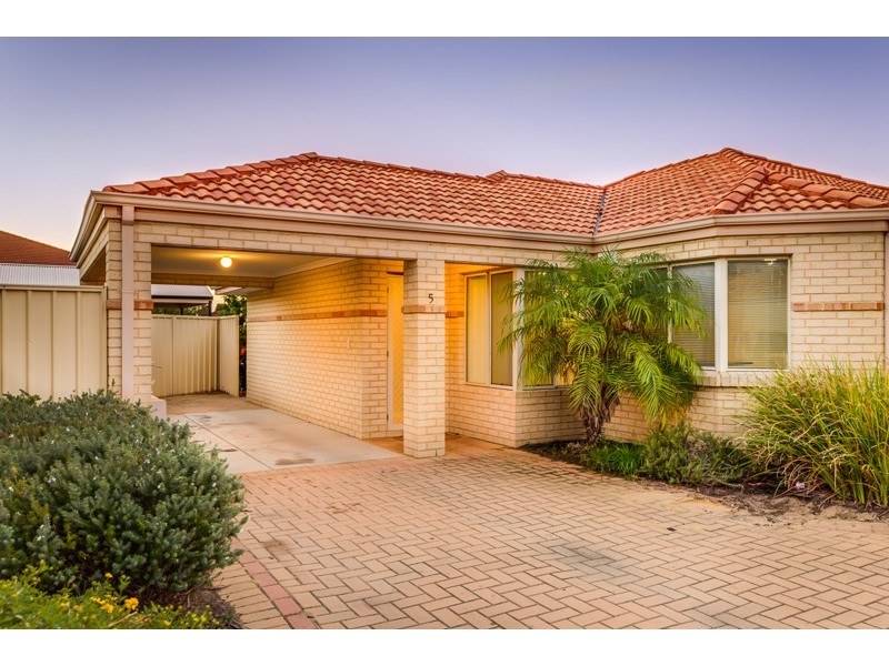 5/24 Bickley Road, Cannington WA 6107
