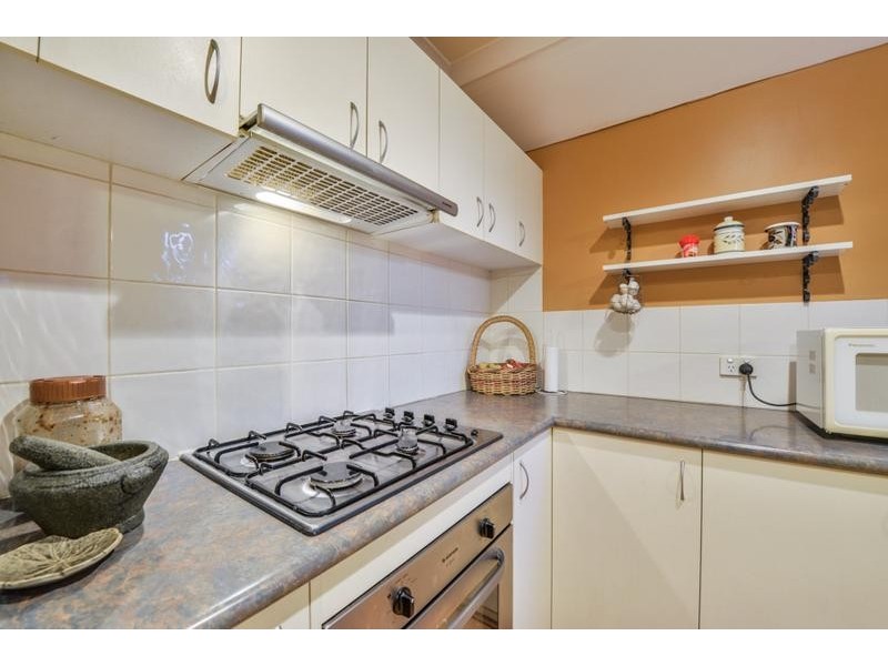 1/21 Holton Way, Cannington WA 6107