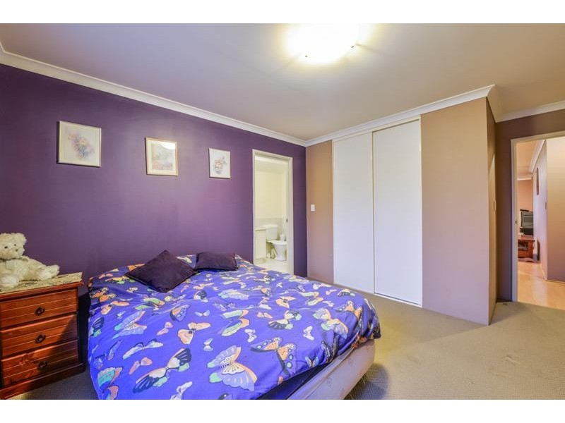 1/21 Holton Way, Cannington WA 6107