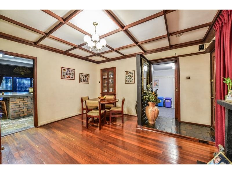 21 Central Terrace, Beckenham WA 6107