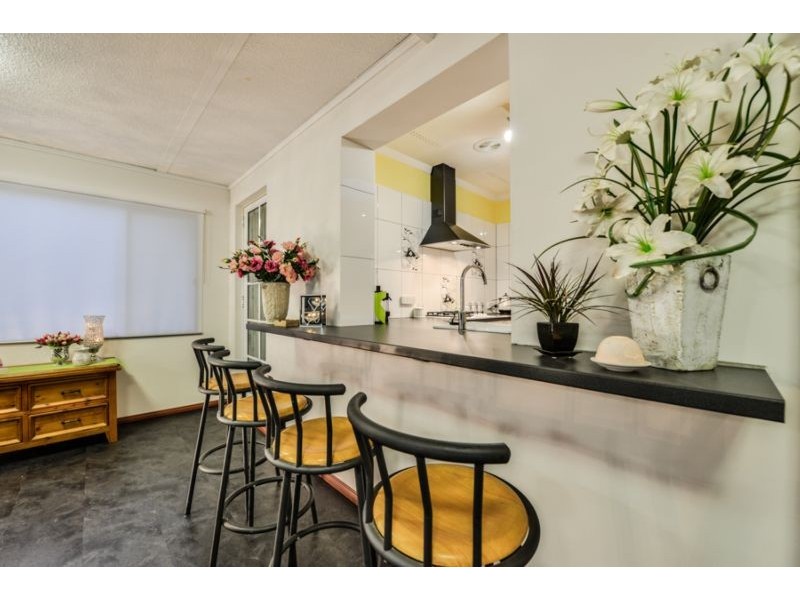 24 Tooting Street, Beckenham WA 6107