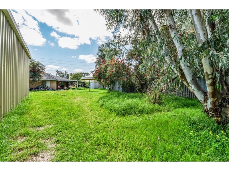 21 Kenwick Road, Kenwick WA 6107