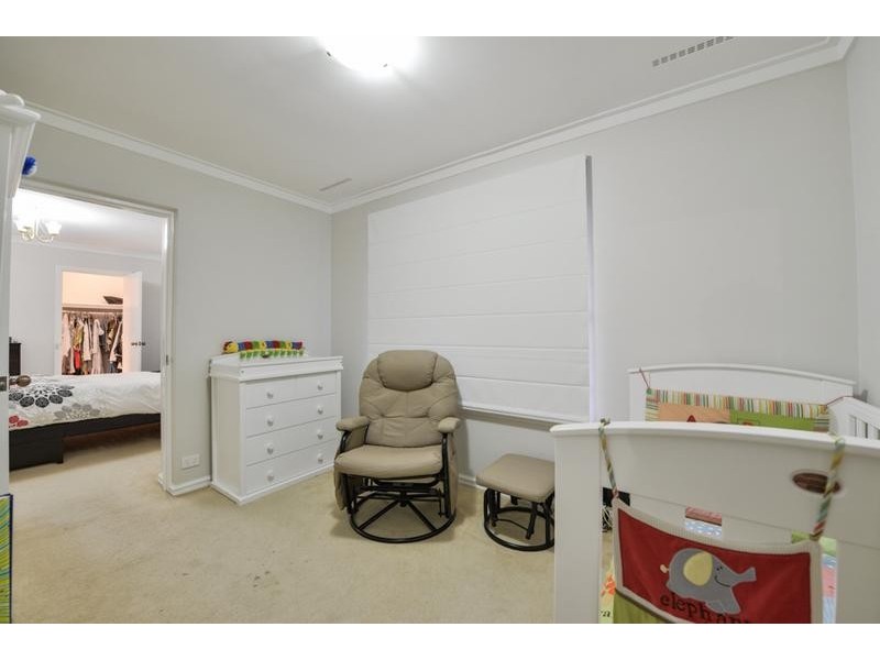 4 Bagoda Street, Queens Park WA 6107