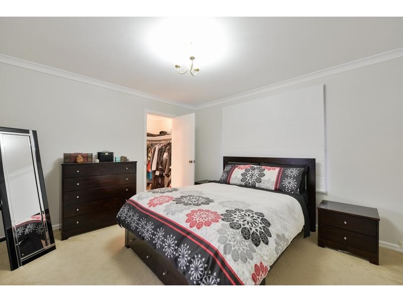 4 Bagoda Street, Queens Park WA 6107