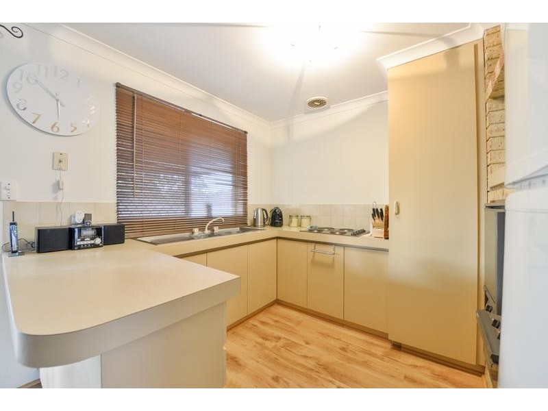 11/378 Holmes Road, Forrestfield WA 6058