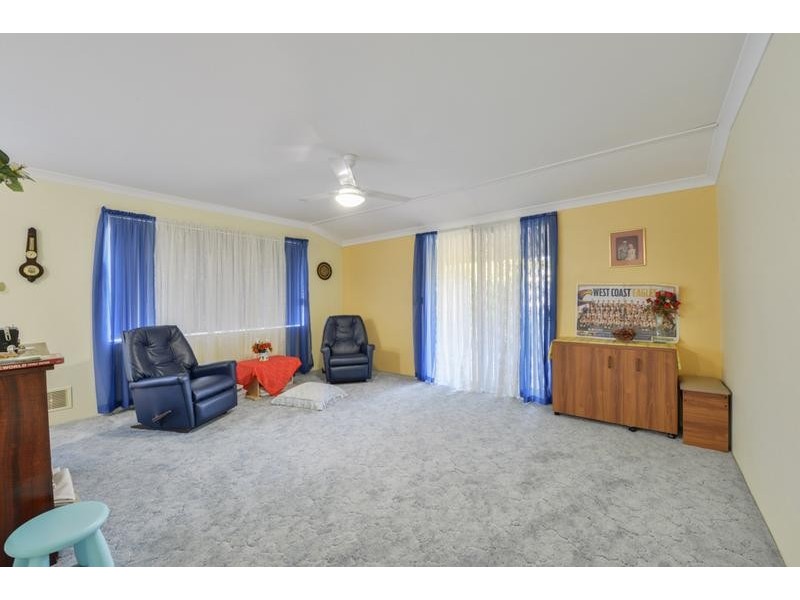 36 Cedar Way, Forrestfield WA 6058