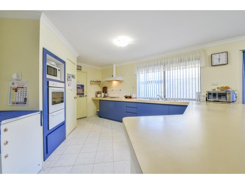 36 Cedar Way, Forrestfield WA 6058
