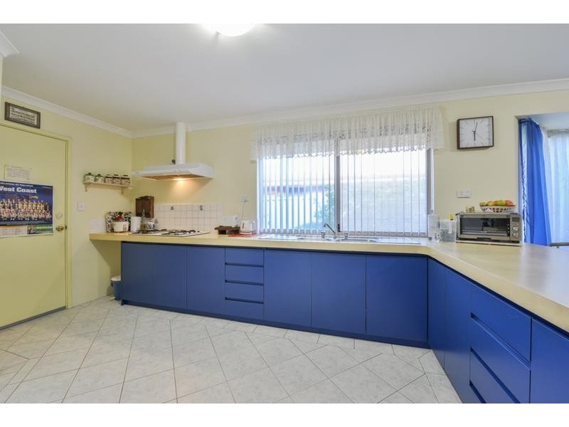 36 Cedar Way, Forrestfield WA 6058