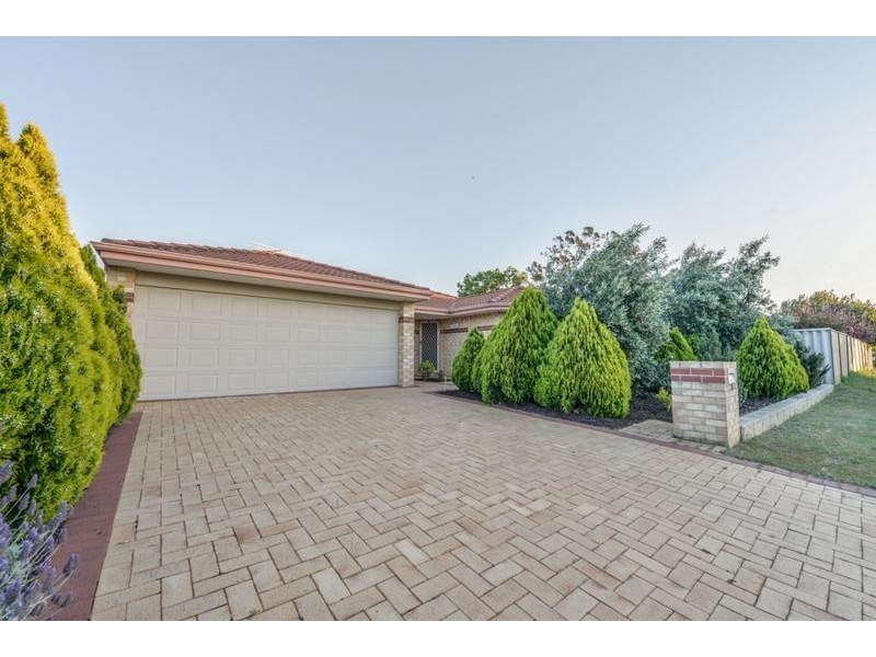 36 Cedar Way, Forrestfield WA 6058