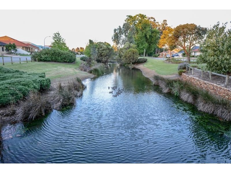 36 Cedar Way, Forrestfield WA 6058