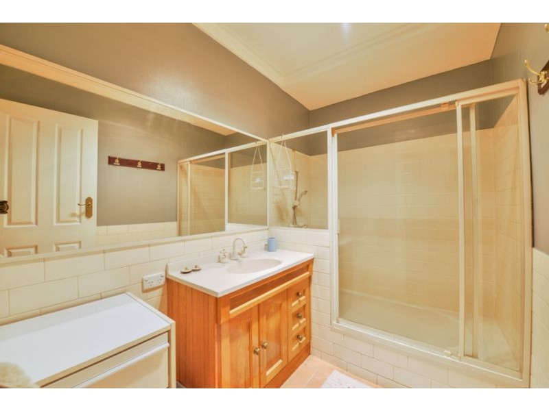 16 Kettering Way, Huntingdale WA 6110