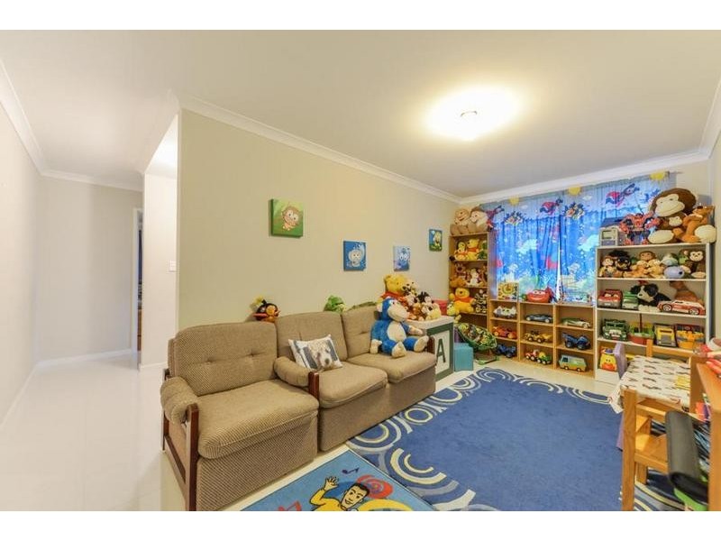 1 Cayenne Street, Wattle Grove WA 6107