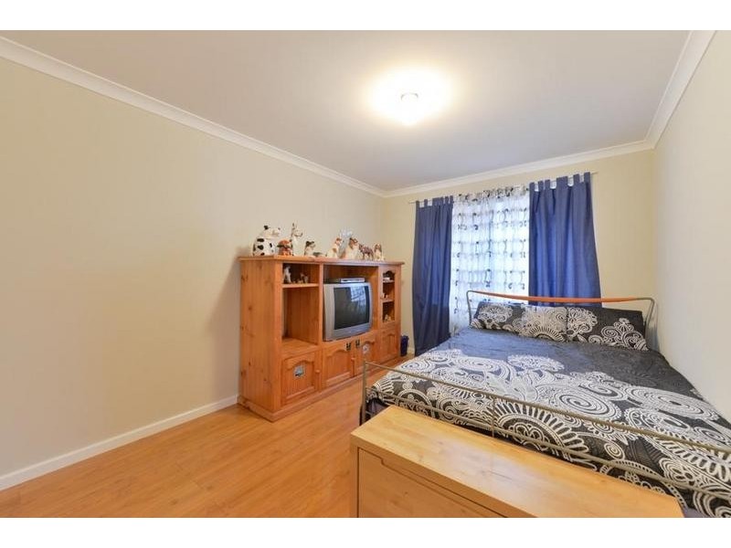 1 Cayenne Street, Wattle Grove WA 6107