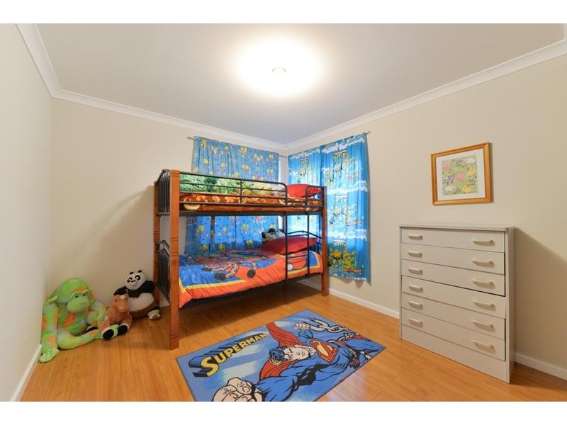 1 Cayenne Street, Wattle Grove WA 6107