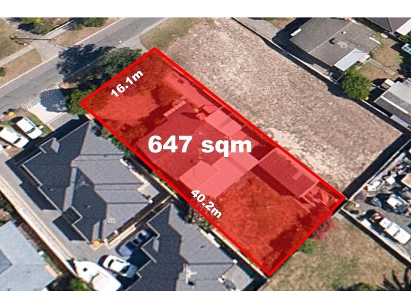 7 Barnsley Street, Queens Park WA 6107