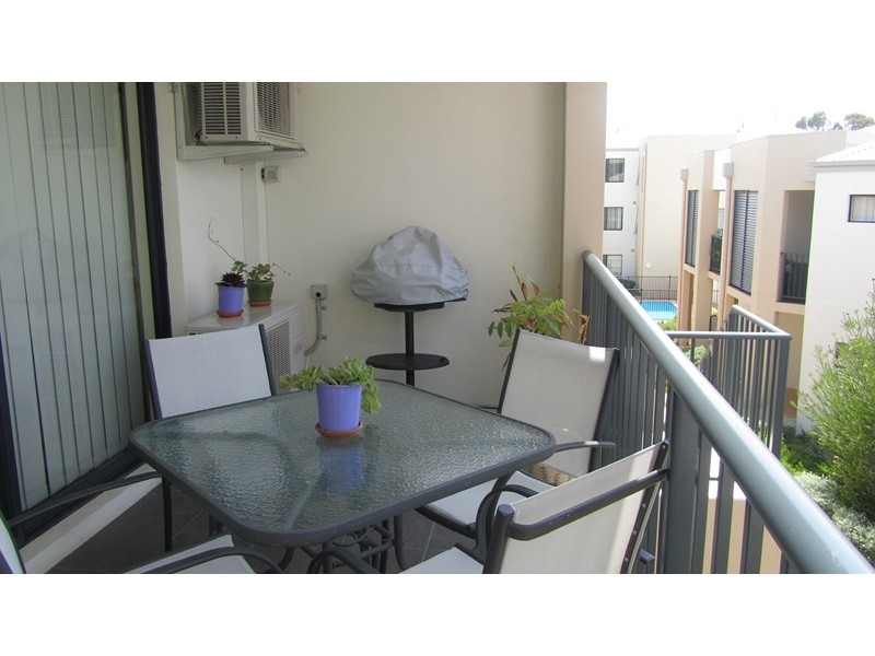 39/17 Southdown Place, Thornlie WA 6108