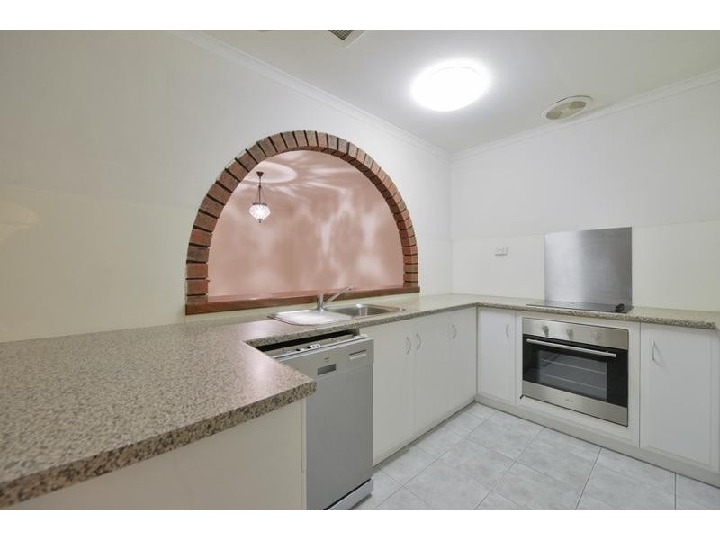 25 McNamara Drive, Thornlie WA 6108