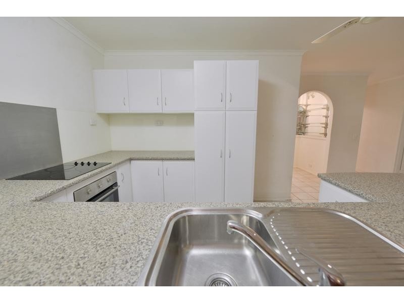 25 McNamara Drive, Thornlie WA 6108