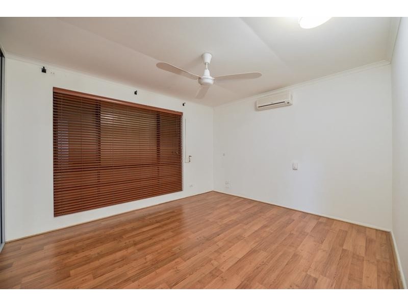 25 McNamara Drive, Thornlie WA 6108