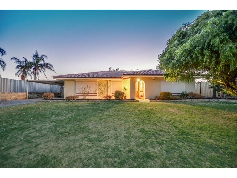 25 McNamara Drive, Thornlie WA 6108