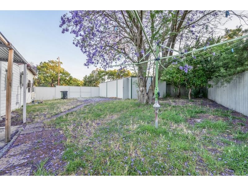 27 King Street, Gosnells WA 6110