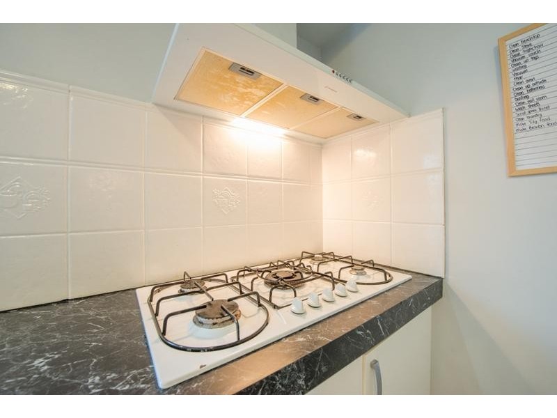 35 Redheart Drive, Thornlie WA 6108