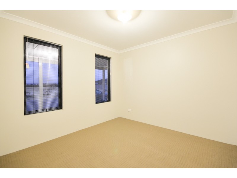 11 Terracina Parkway, Piara Waters WA 6112