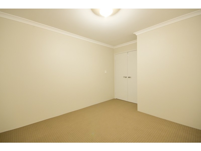 11 Terracina Parkway, Piara Waters WA 6112