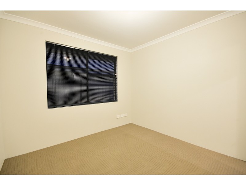 11 Terracina Parkway, Piara Waters WA 6112