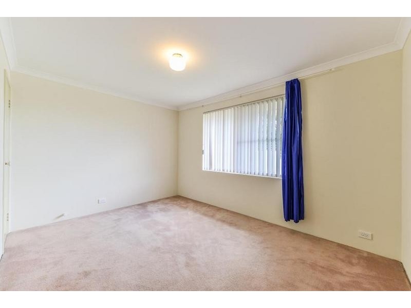 3 Dabchick Close, East Cannington WA 6107