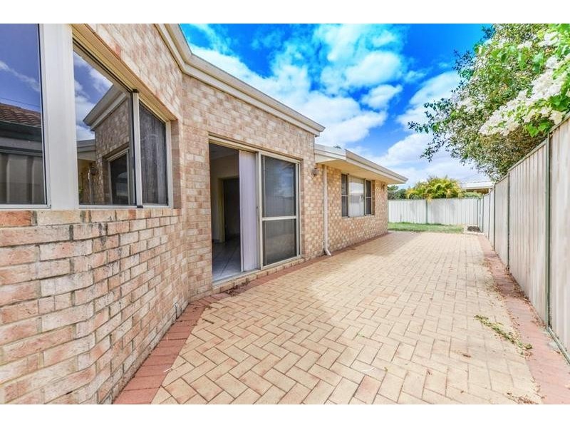 3 Dabchick Close, East Cannington WA 6107