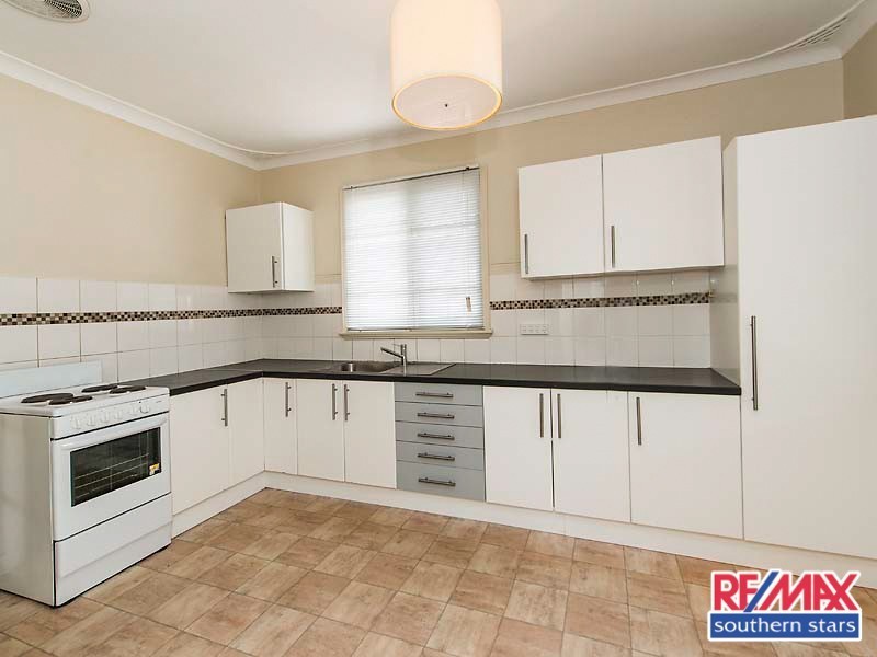 275 George Street, Queens Park WA 6107
