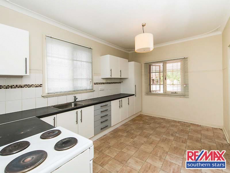 275 George Street, Queens Park WA 6107