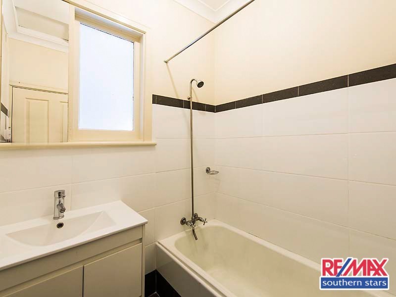 275 George Street, Queens Park WA 6107