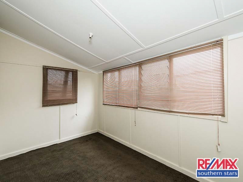 275 George Street, Queens Park WA 6107
