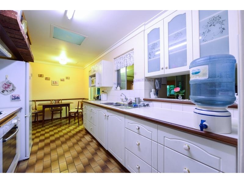 6 Tooting Street, Beckenham WA 6107