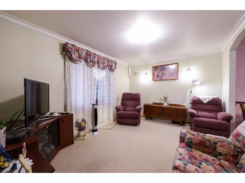 6 Tooting Street, Beckenham WA 6107