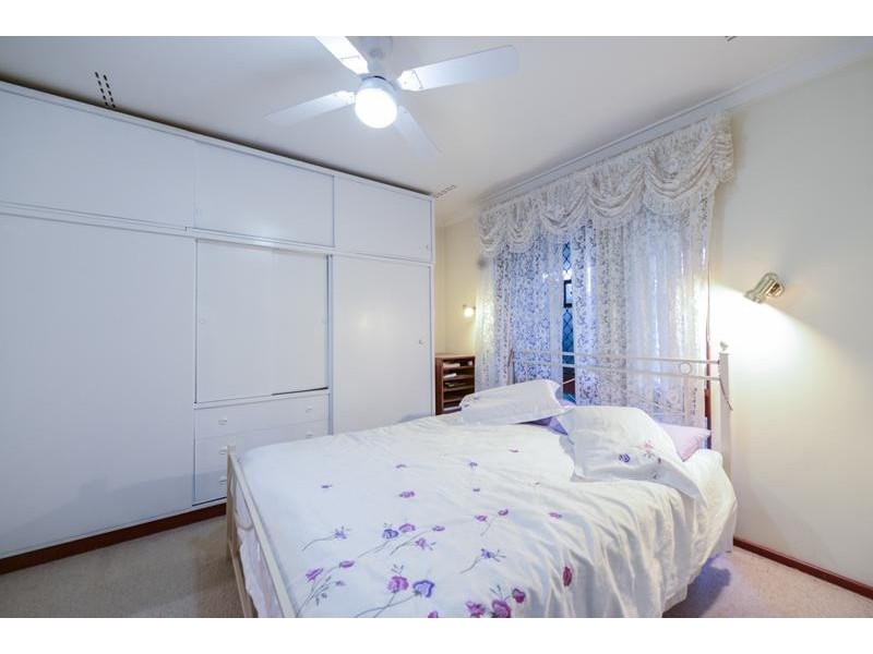 6 Tooting Street, Beckenham WA 6107