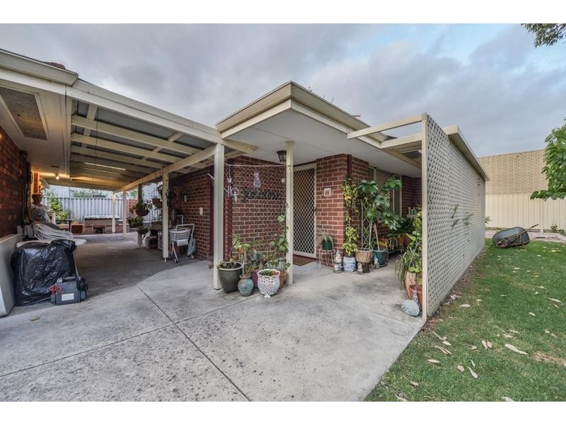 6 Tooting Street, Beckenham WA 6107