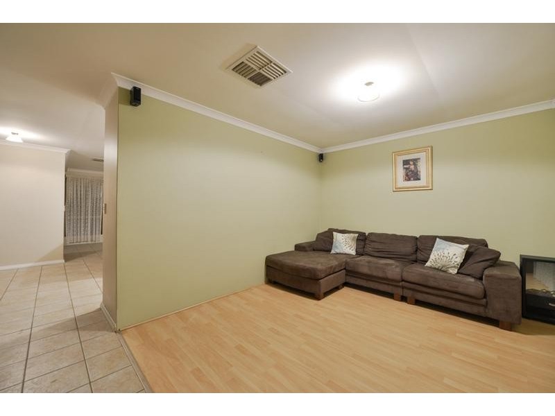 41 Phoenix Drive, Kenwick WA 6107