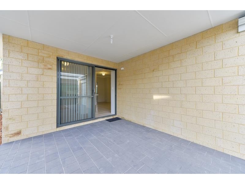 37a Mallard Way, Cannington WA 6107