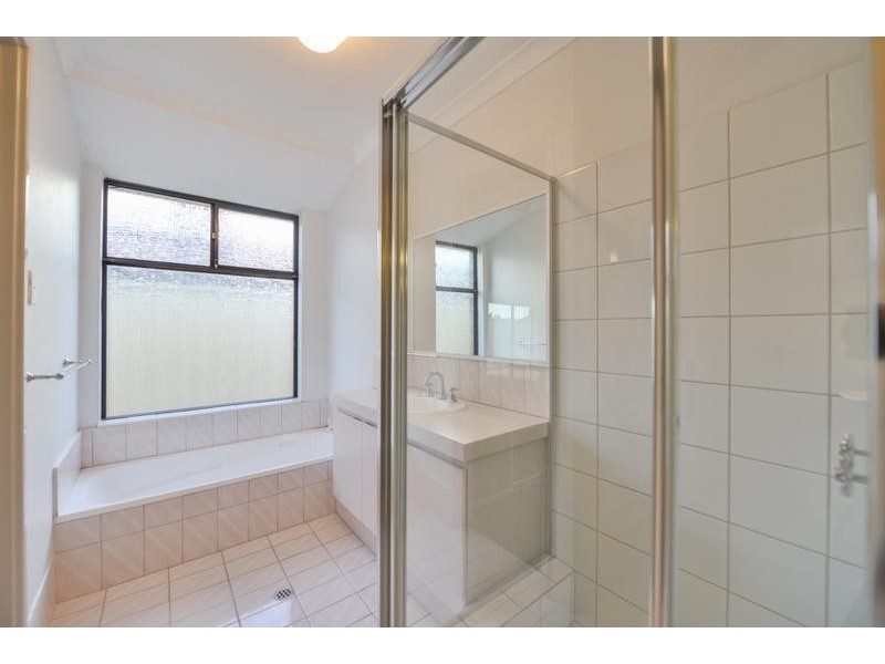 21 Helm Street, Maddington WA 6109