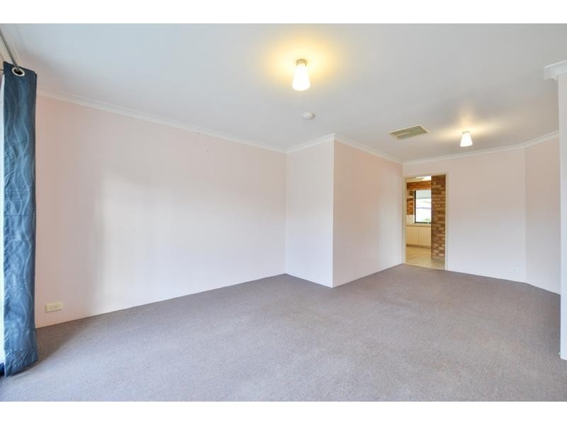 21 Helm Street, Maddington WA 6109