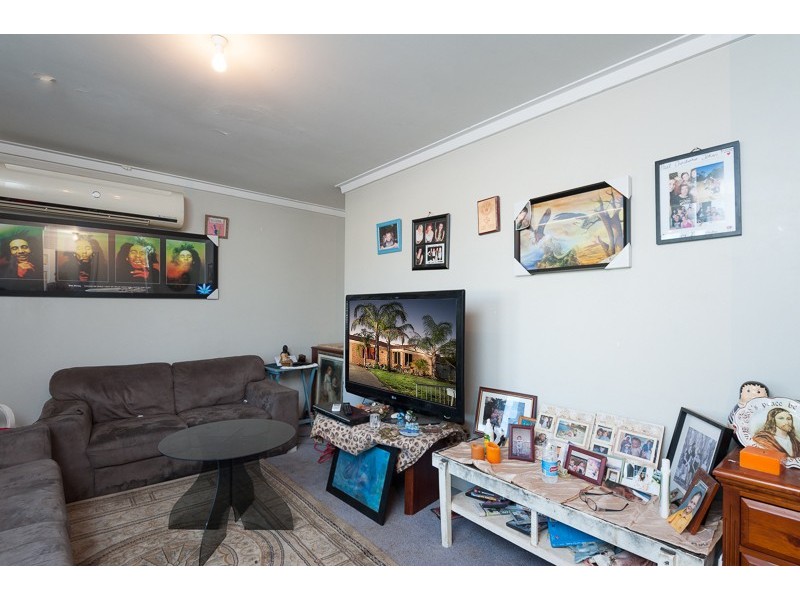 8 Price Court, Brookdale WA 6112